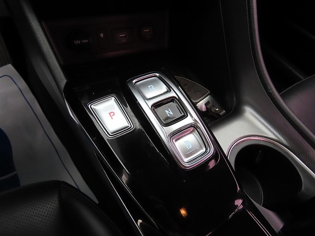 HYUNDAI Sonata - Vista 10