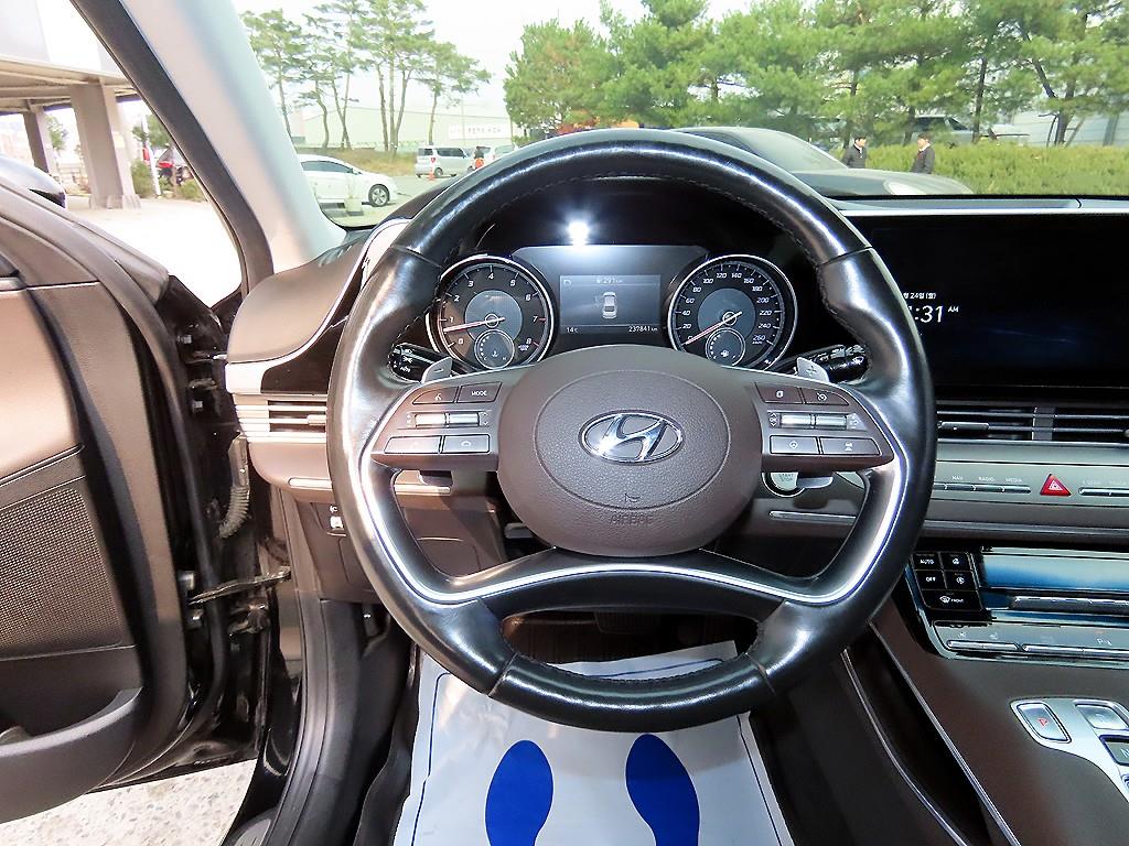 HYUNDAI Grandeur - Vista 8