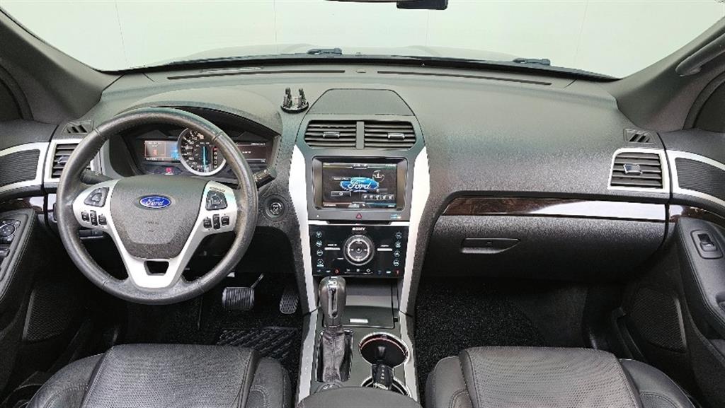 Ford Explorer - Vista 7