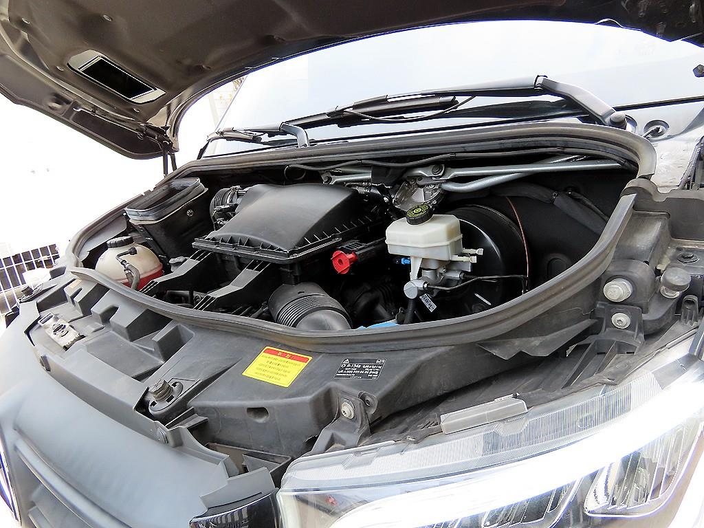 Mercedes Benz Sprinter 2021 Negro - Importación desde Corea - HF Imports Iquique - Foto 18