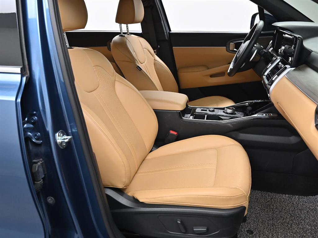 KIA Sorento - Vista 8