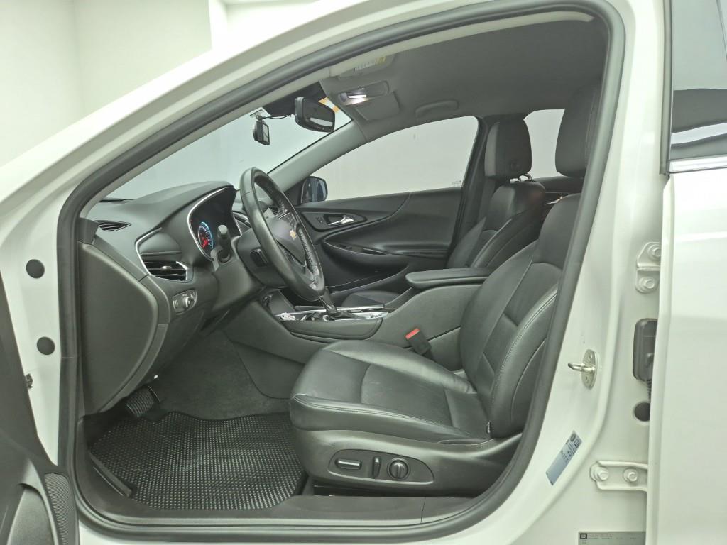 Chevrolet Malibu - Vista 11