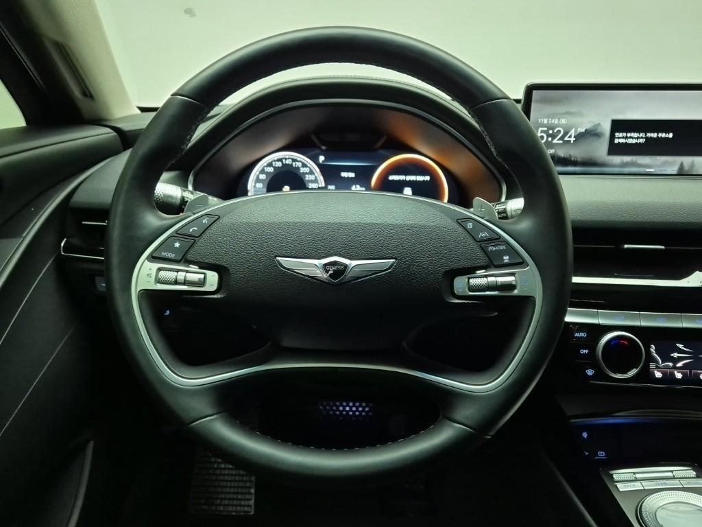 Genesis G80 - Vista 9