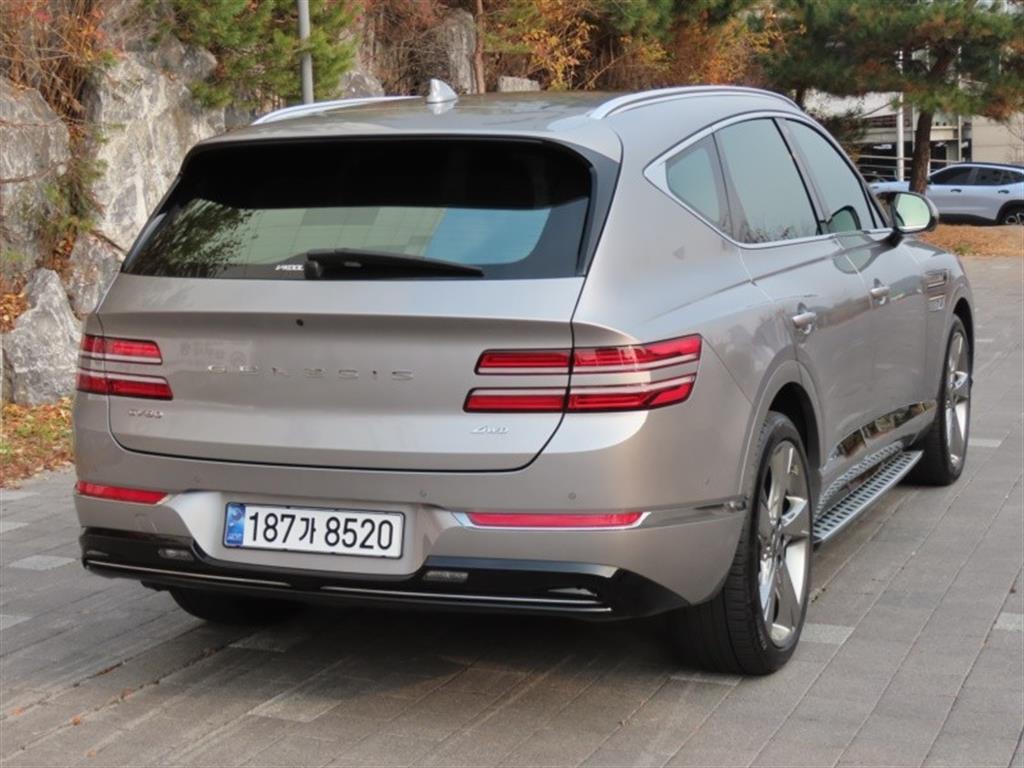 Genesis GV80 - Vista 5