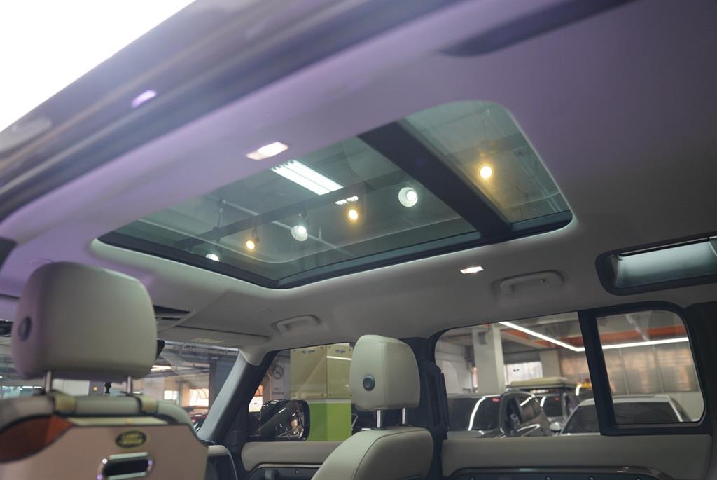 Land Rover Defender - Vista 7