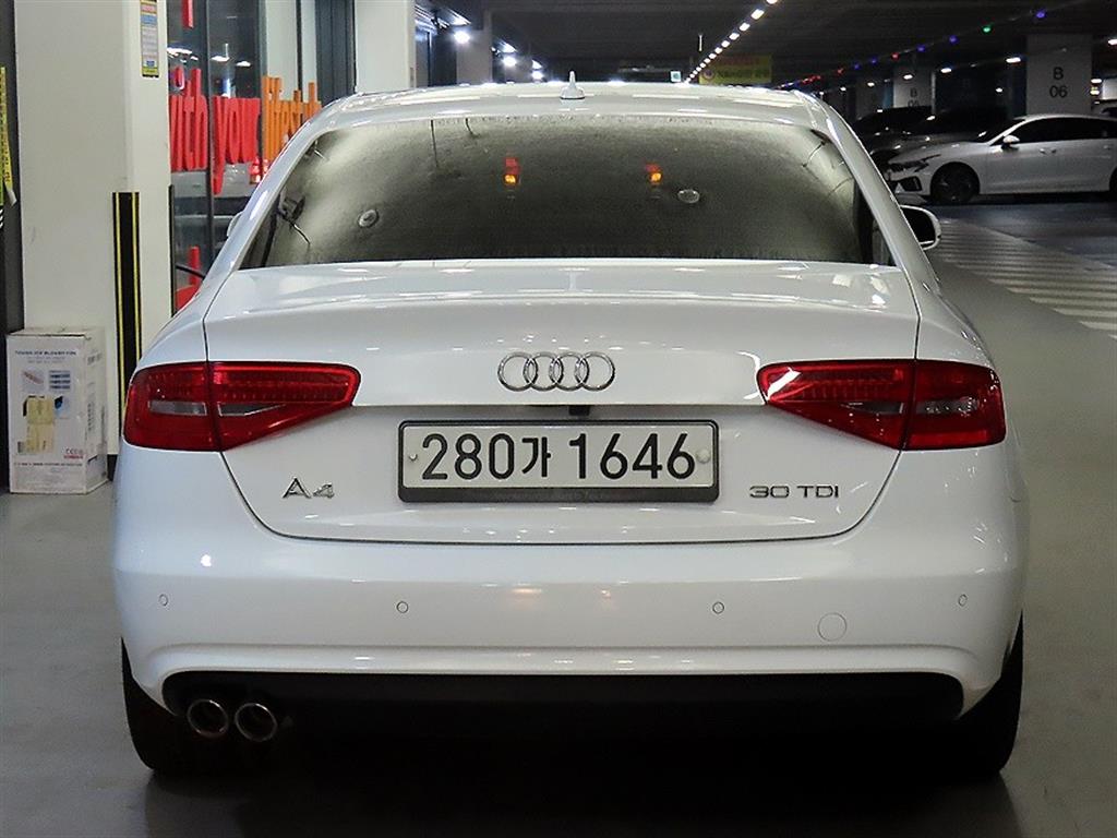 Audi A4 - Vista 5