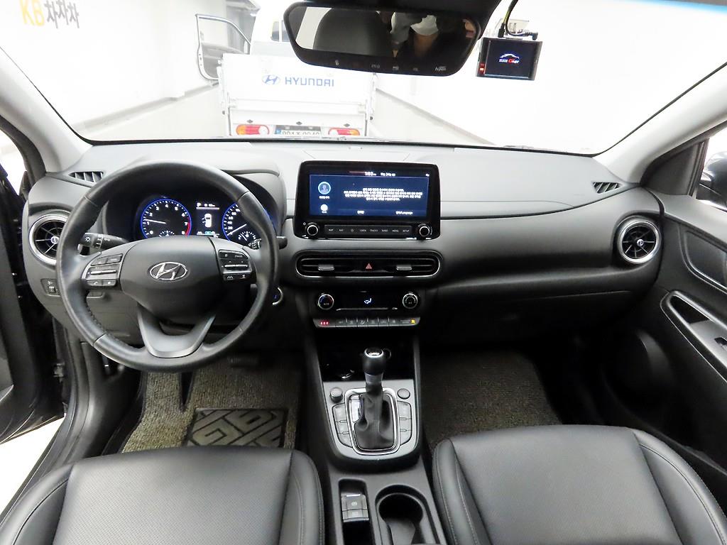 HYUNDAI Kona - Vista 8