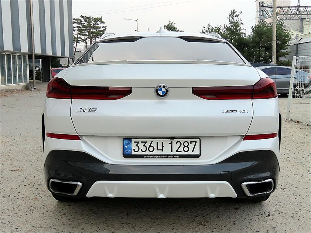 BMW X6 - Vista 4