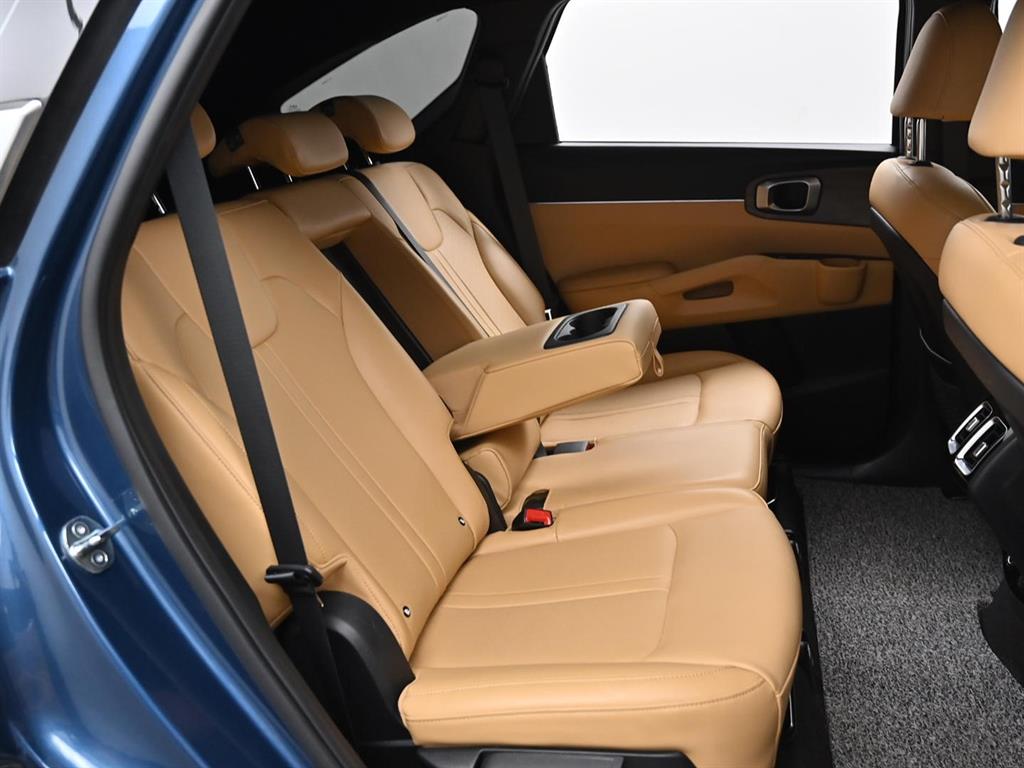 KIA Sorento - Vista 10