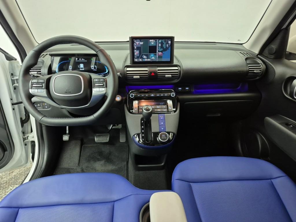 HYUNDAI Casper - Vista 5