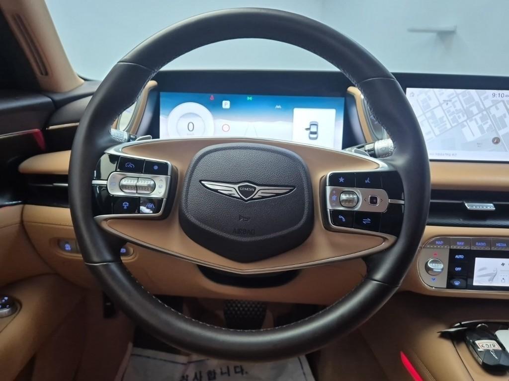 Genesis G90 - Vista 9