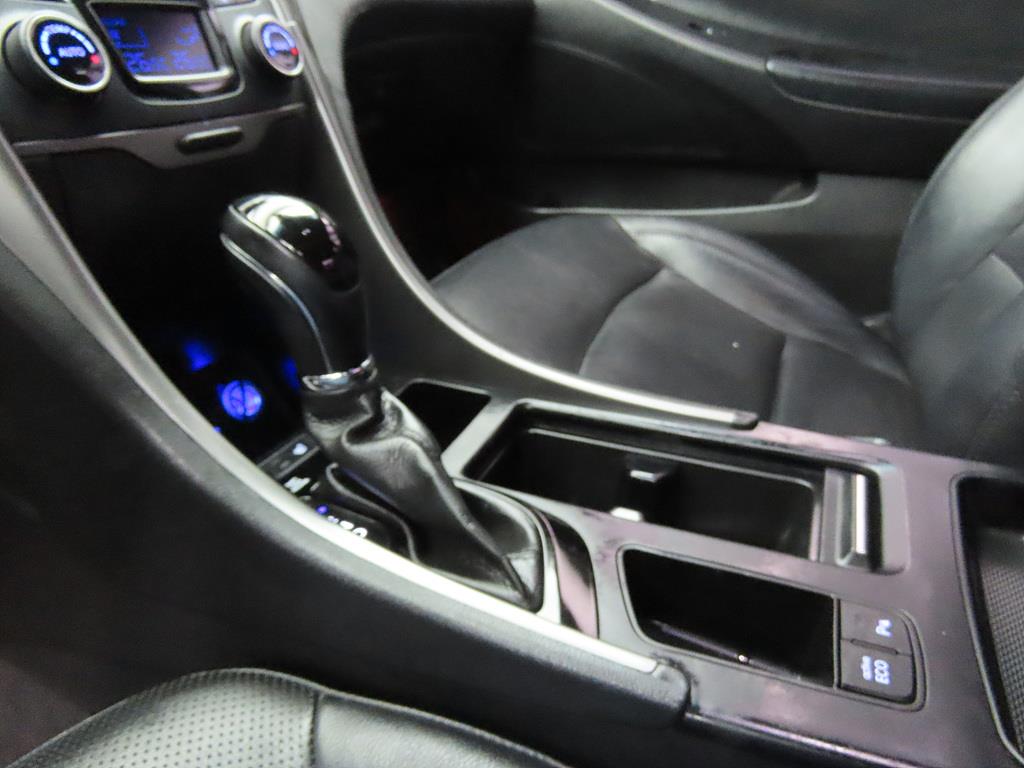 HYUNDAI Sonata - Vista 11