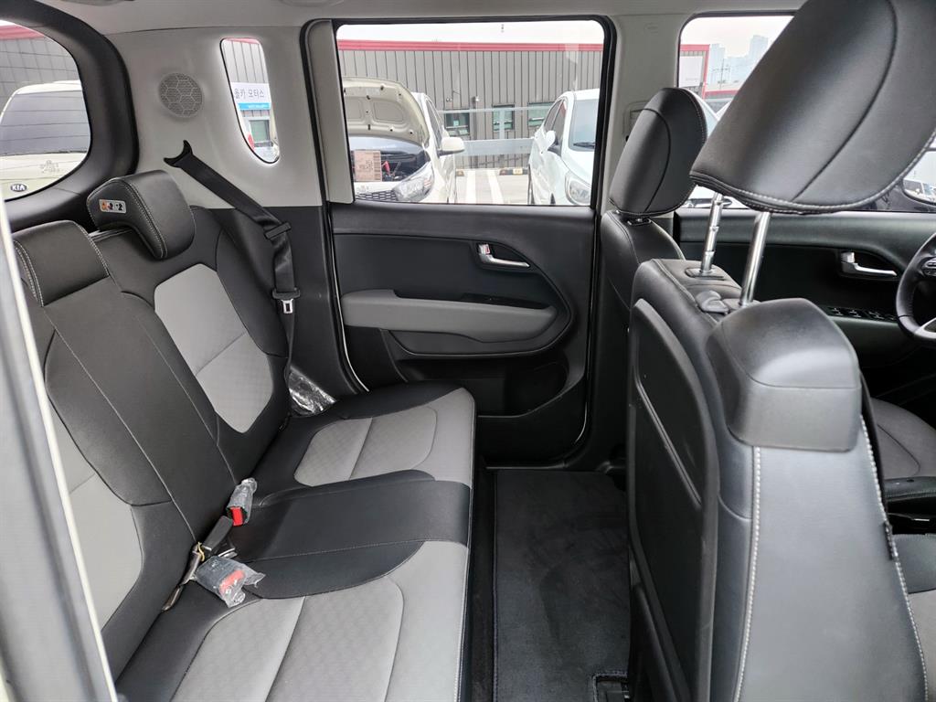 KIA Ray - Vista 12