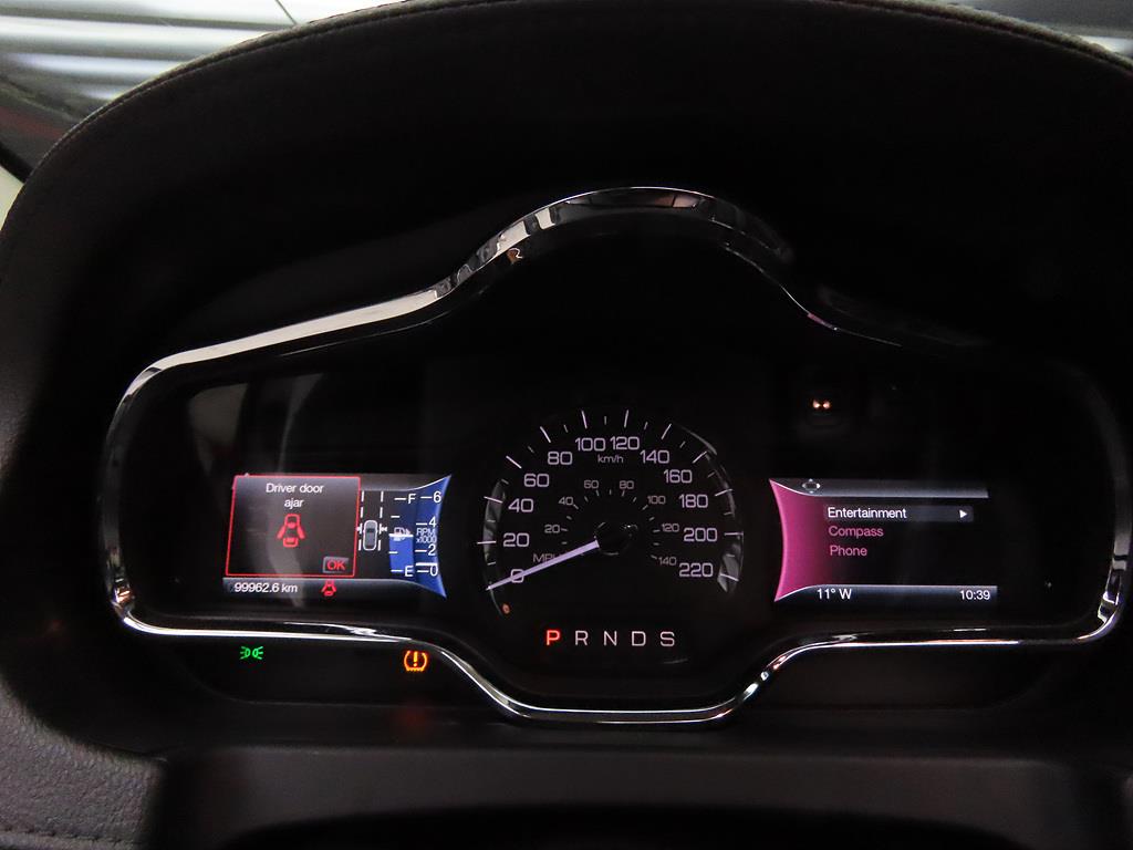 Lincoln MKT - Vista 9