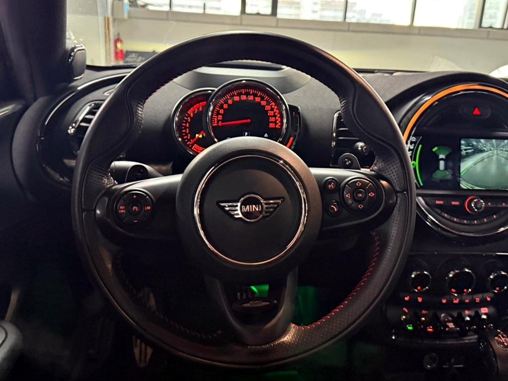 Mini Clubman - Vista 9