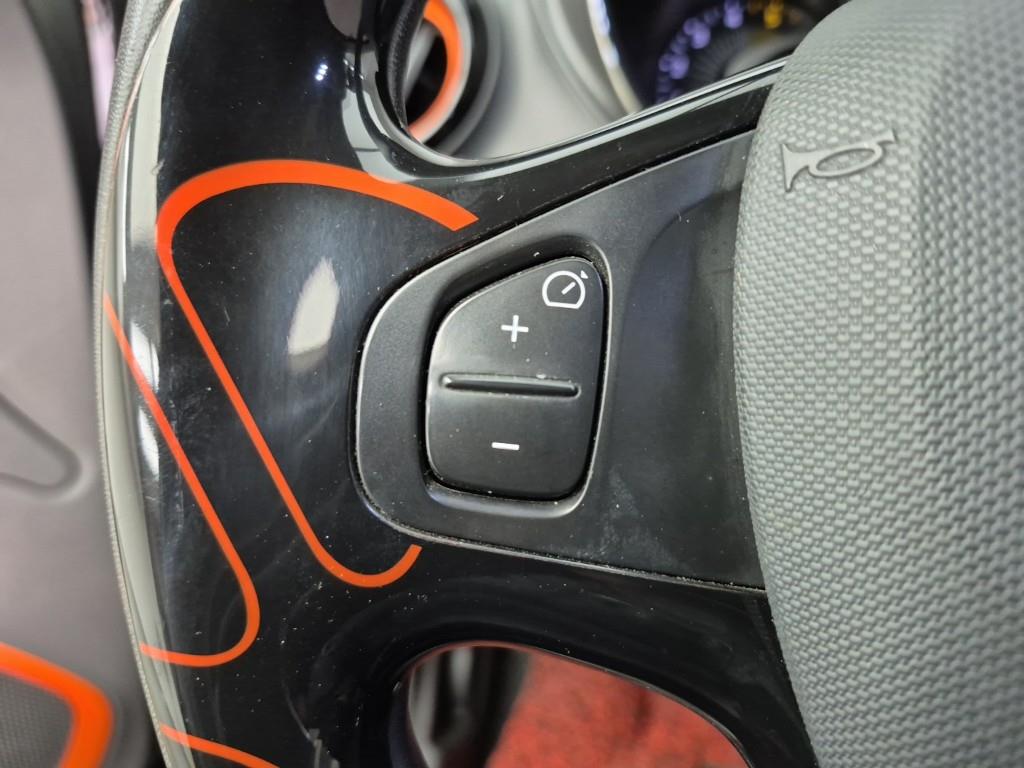 SAMSUNG QM3 2015 Negro - Importación desde Corea - HF Imports Iquique - Foto 15