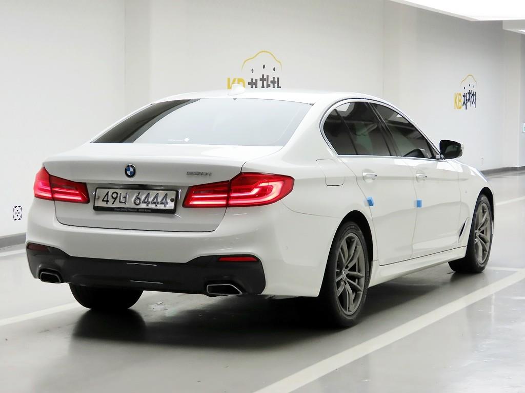 BMW 5 Series - Vista 4