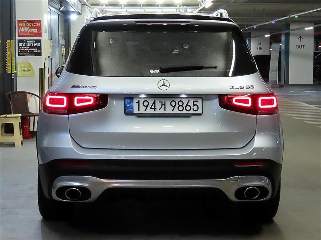 Mercedes Benz GLB Class - Vista 5
