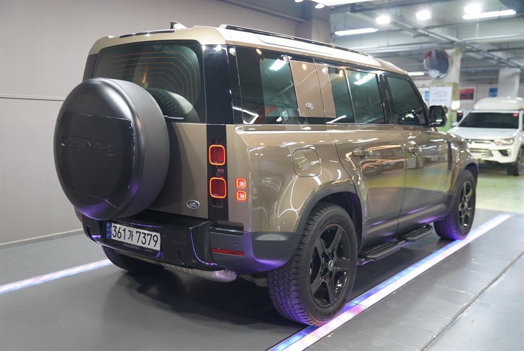 Land Rover Defender - Vista 4