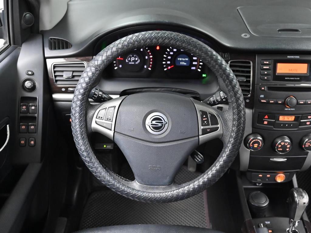 Ssangyong Korando 2012 Negro - Importación desde Corea - HF Imports Iquique - Foto 13