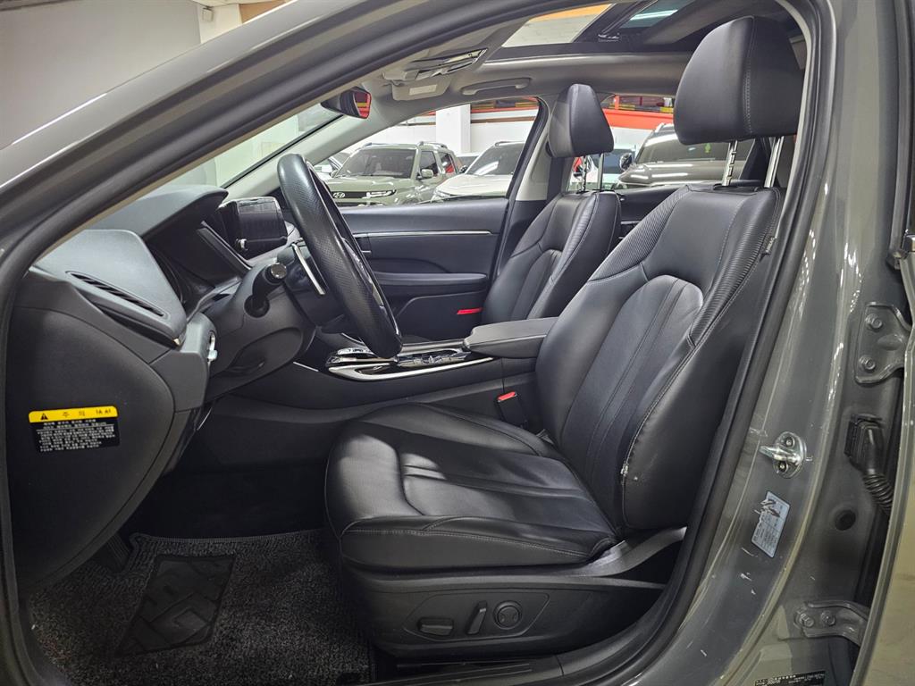 HYUNDAI Sonata - Vista 6