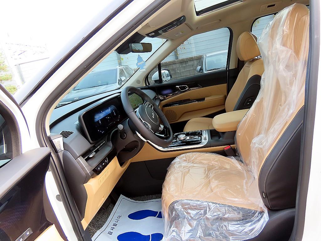 KIA Carnival - Vista 5