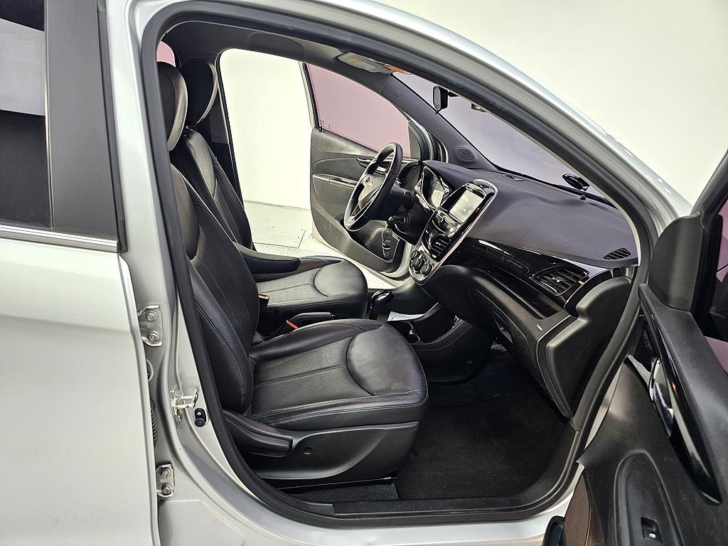 Chevrolet Spark - Vista 11