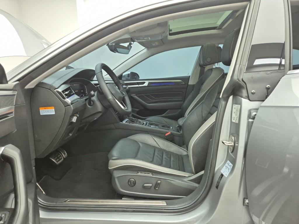 Volkswagen Arteon - Vista 11