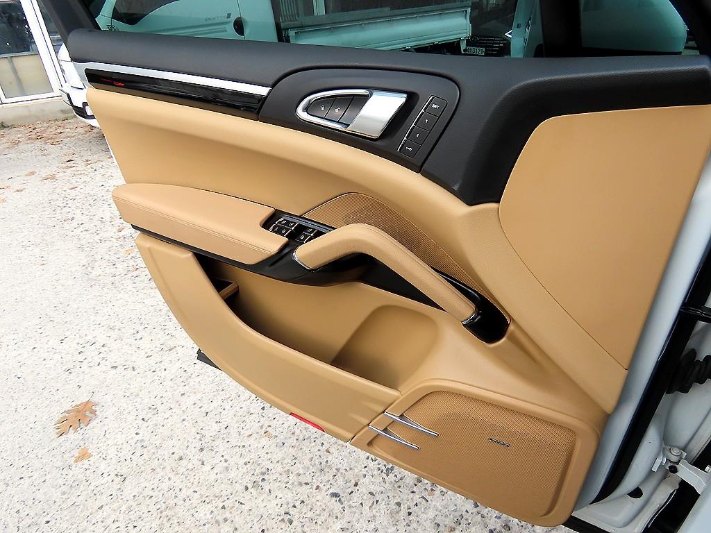 Porsche Cayenne - Vista 11