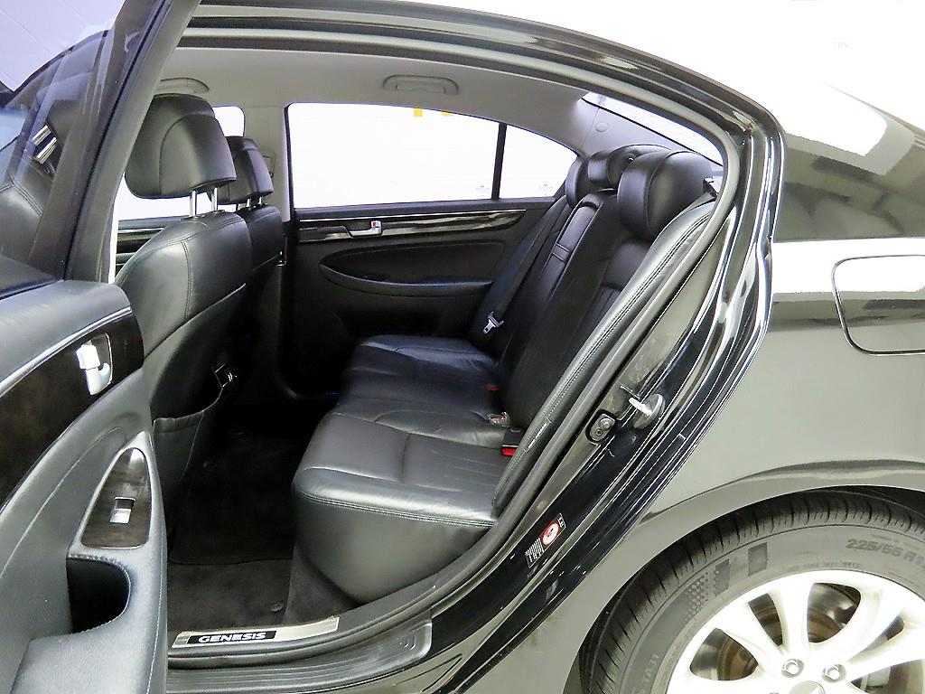 HYUNDAI Genesis 2012 Negro - Importación desde Corea - HF Imports Iquique - Foto 14