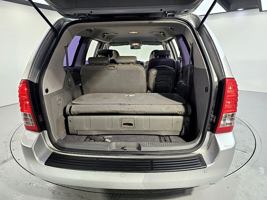 KIA Carnival 2012 Plateado - Importación desde Corea - HF Imports Iquique - Foto 18