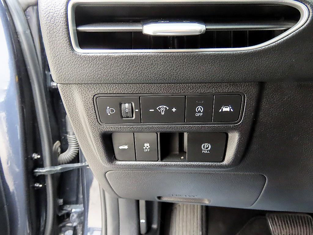 HYUNDAI Sonata - Vista 11