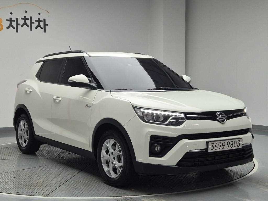 Ssangyong Tivoli - Vista 4