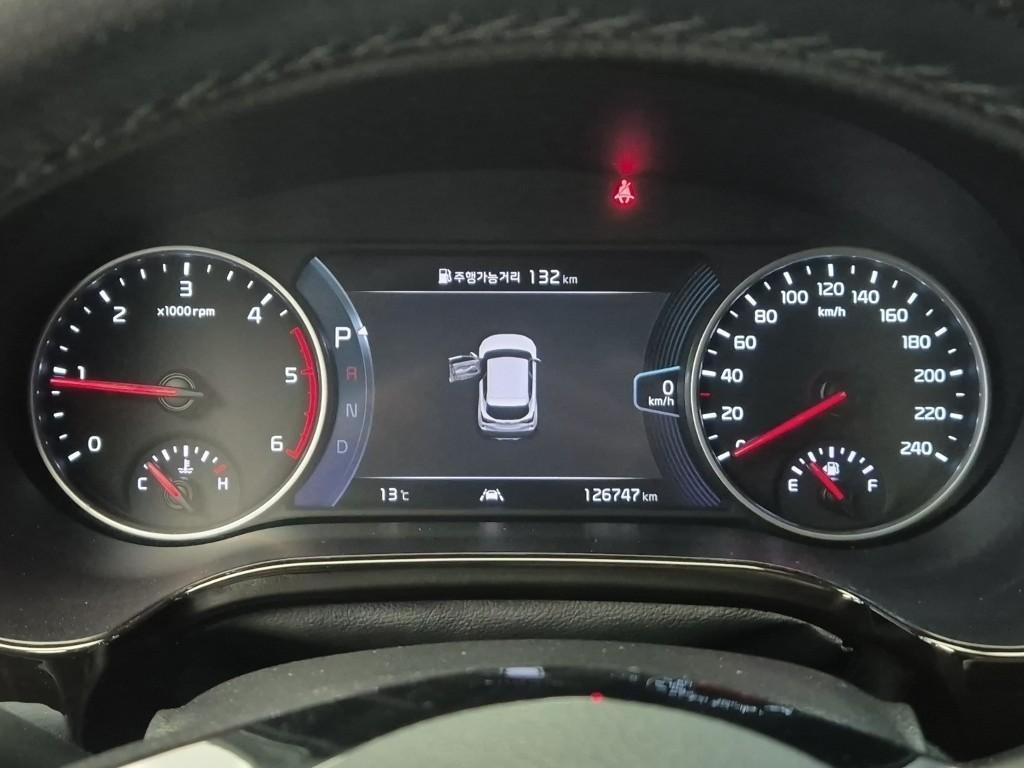 KIA Seltos - Vista 6