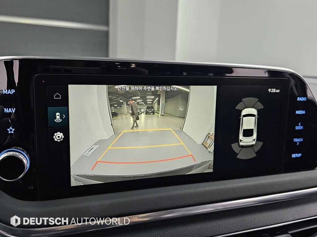 HYUNDAI Sonata - Vista 10