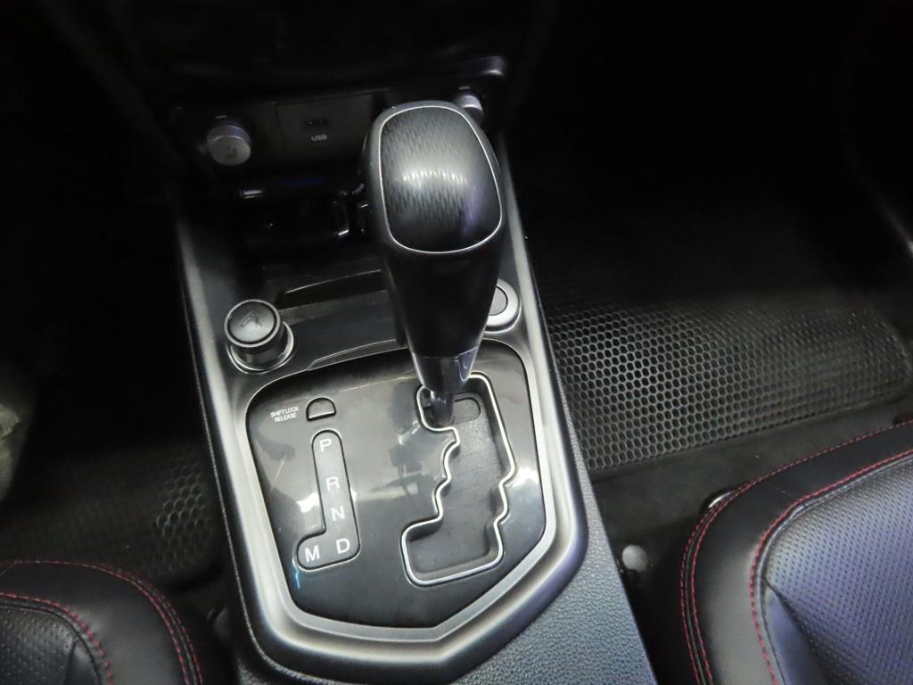 Ssangyong Tivoli 2016 - Importación desde Corea - HF Imports Iquique - Foto 13