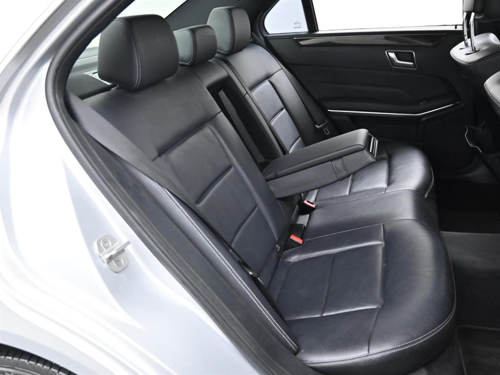 Mercedes Benz E class 2014 Plateado - Importación desde Corea - HF Imports Iquique - Foto 12