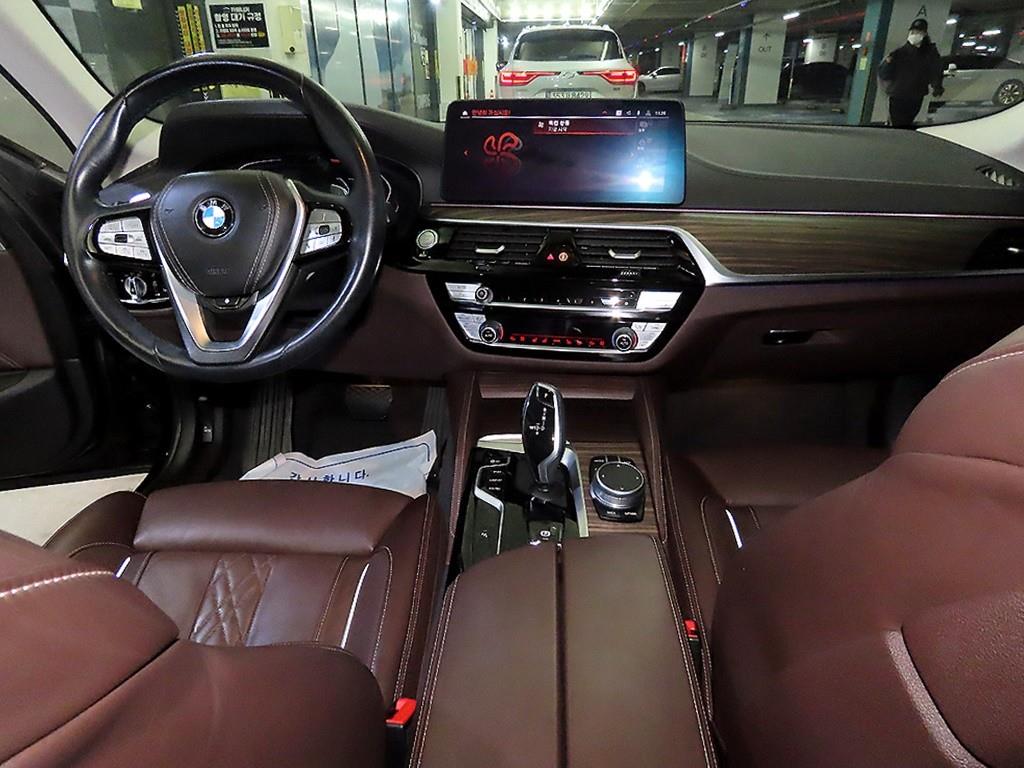 BMW 5 Series - Vista 10