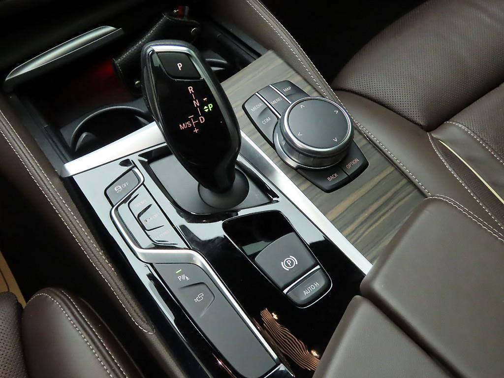 BMW 5 Series - Vista 10