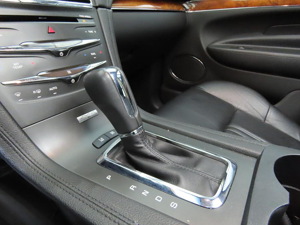 Lincoln MKT - Vista 11