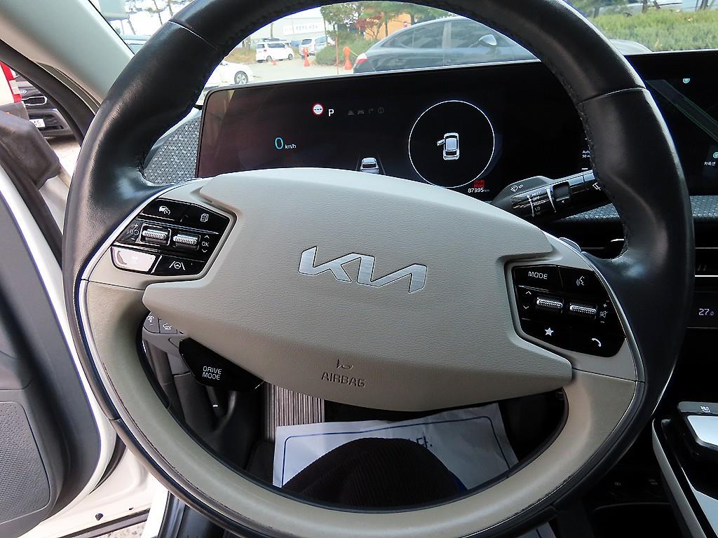KIA EV6 - Vista 8