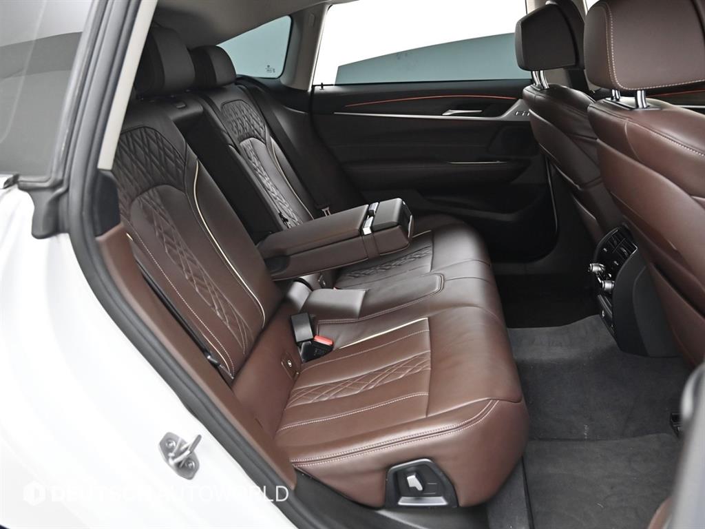 BMW Gran Turismo - Vista 12