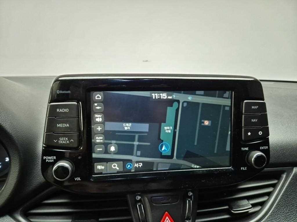 HYUNDAI i30 2017 Rojo - Importación desde Corea - HF Imports Iquique - Foto 13