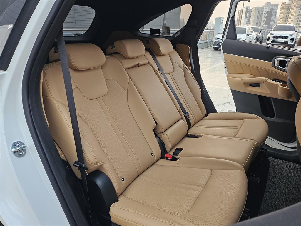 KIA Sorento - Vista 11