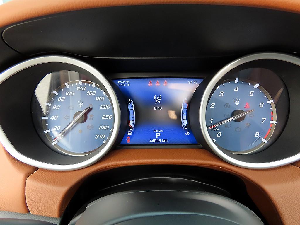 Maserati Ghibli - Vista 9