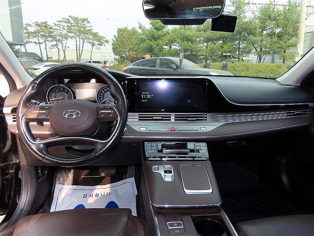 HYUNDAI Grandeur - Vista 7