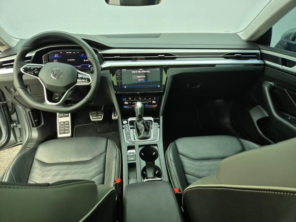 Volkswagen Arteon - Vista 5