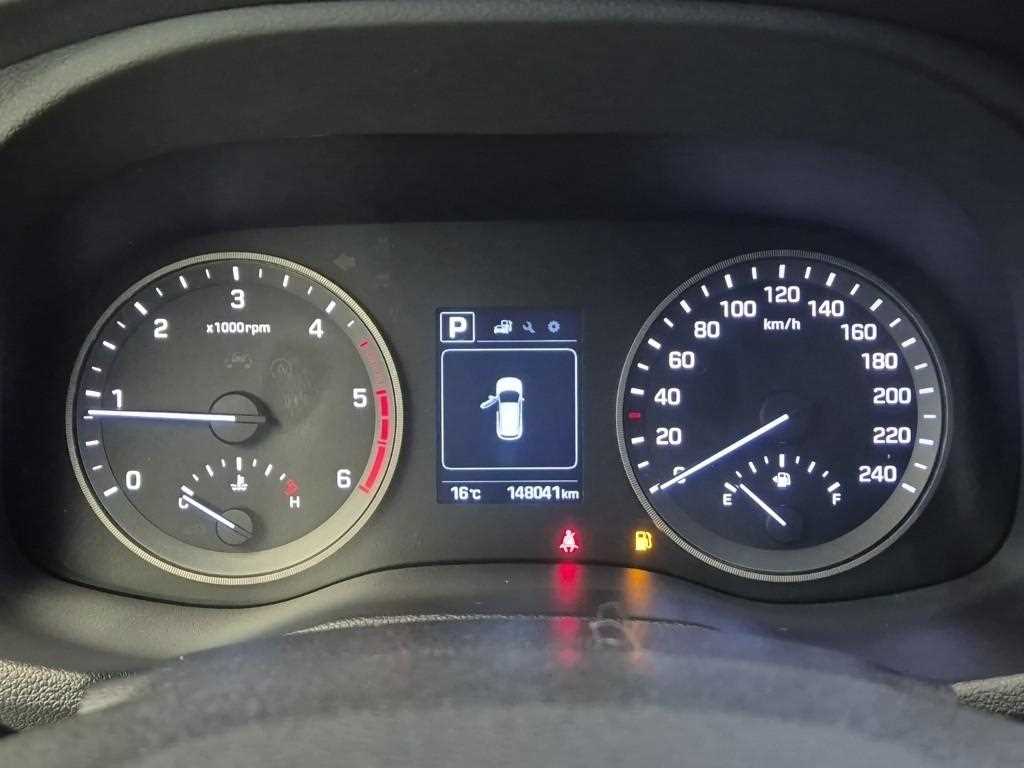 HYUNDAI Tucson - Vista 6