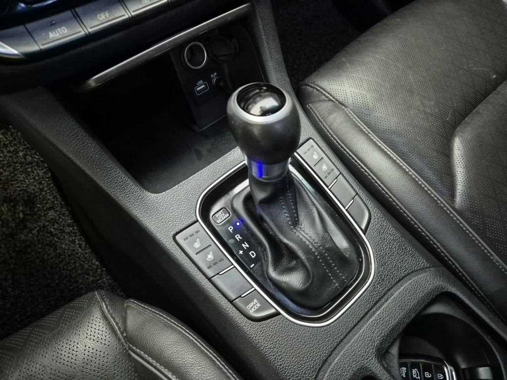 HYUNDAI i30 - Vista 8