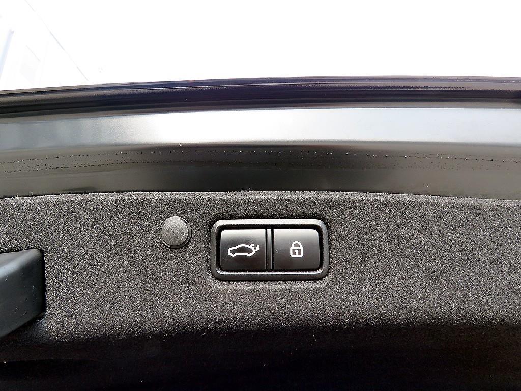 HYUNDAI Grandeur 2020 Negro - Importación desde Corea - HF Imports Iquique - Foto 16